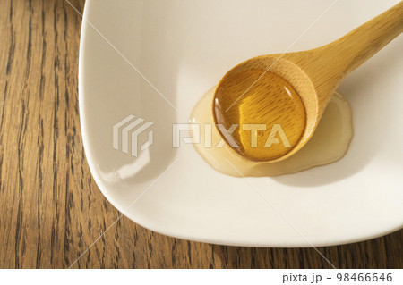 ひと匙の蜂蜜 ひと匙の蜂蜜 98466646