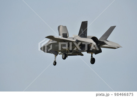 ステルス戦闘機F-35B 98466875