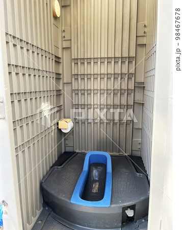 仮設トイレ 98467678