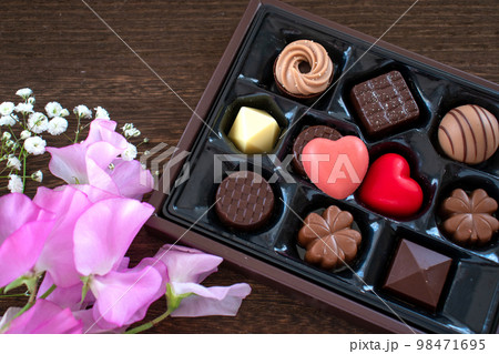 バレンタイン チョコレート バレンタイン チョコレート 98471695