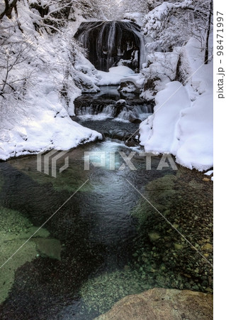 関山大滝 98471997