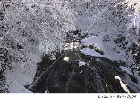 関山大滝 98472004