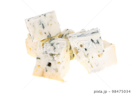 blue cheese isolated 98475034