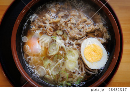 十和田とうてつ駅そばの肉そば(青森県十和田市) 十和田とうてつ駅そばの肉そば(青森県十和田市) 98482317