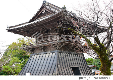 冬の大樹寺　鐘楼 98486691
