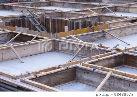 住宅建築基礎工事・コンクリート打設工事 住宅建築基礎工事・コンクリート打設工事 98488678