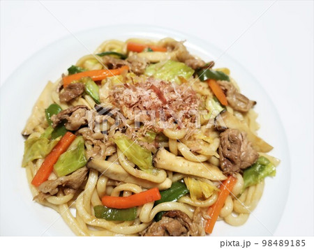 エリンギ入りのおいしい焼きうどん エリンギ入りのおいしい焼きうどん 98489185