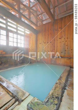 鶴の湯温泉　内湯　乳頭温泉郷 98489203