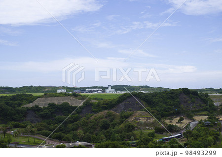 和歌山にある南紀白浜空港周辺の風景。 和歌山にある南紀白浜空港周辺の風景。 98493299