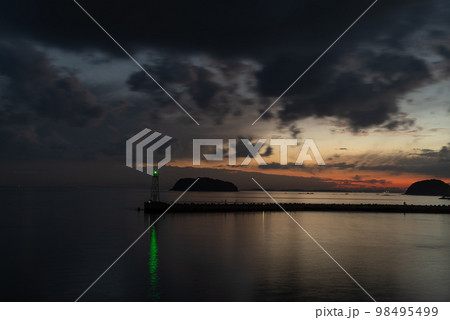 夕暮れの海 夕暮れの海 98495499