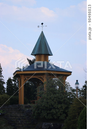 メルヘンチックな建物（おとぎの森公園　※富山県　高岡市） 98498813