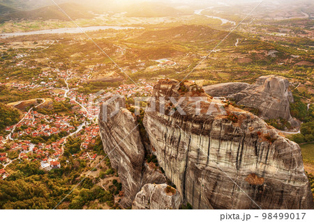 Meteora rocks, Greece. Meteora rocks, Greece. 98499017