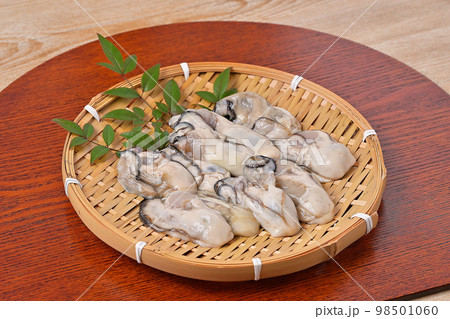 広島県産の加熱用の牡蠣むき身、カキ、かき、貝類、無水牡蠣。注意）生食用ではありません。未加熱未調理。 98501060