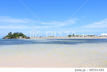 沖縄 恩納村 ビーチ 98501485