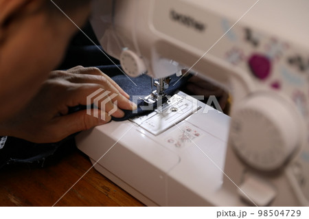 裁縫 ソーイング 針仕事 98504729