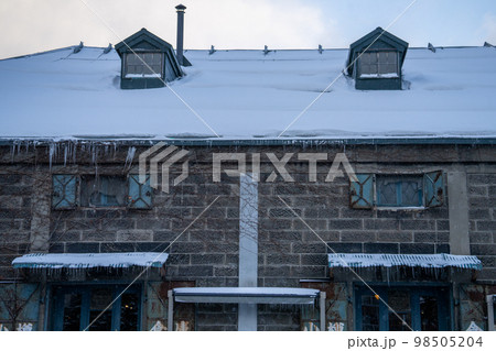 1月2日の小樽運河倉庫 98505204