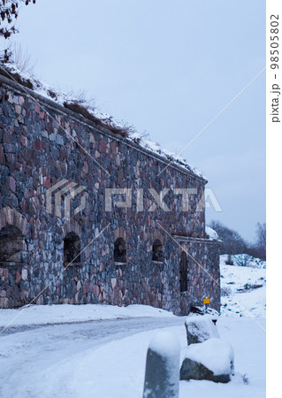 ヘルシンキの離島の要塞 98505802