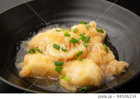 揚げ餅のみぞれ煮 98506234