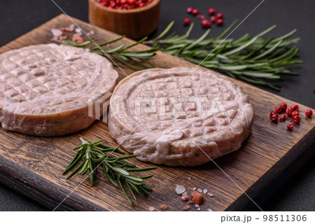 Raw meat balls with spices and herbs or crepinette Raw meat balls with spices and herbs or crepinette 98511306