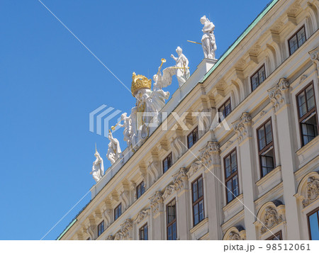 Vienna at the danube river 98512061