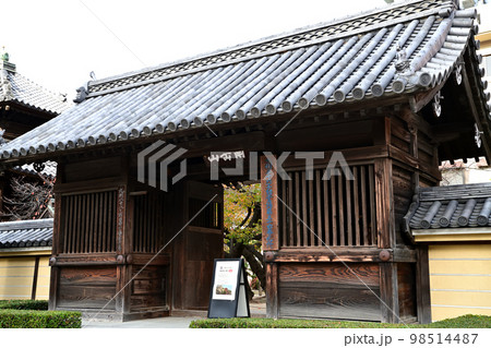 福岡市の風景　東長寺 98514487