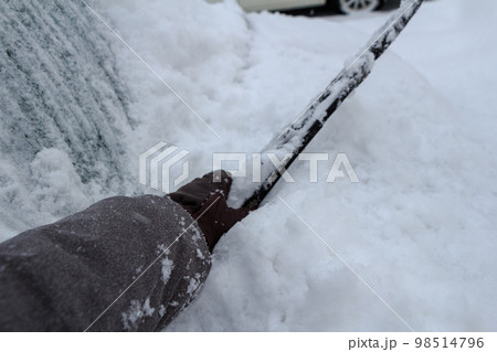 冬 自動車 積雪 ワイパー 冬 自動車 積雪 ワイパー 98514796
