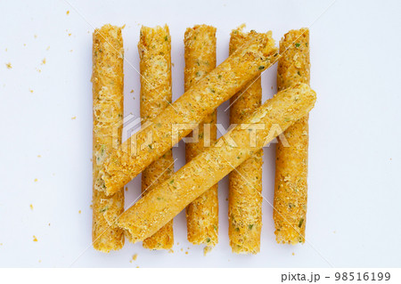 Crispy egg rolls with seaweed 98516199