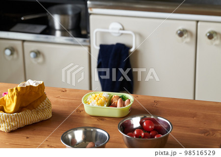 子供弁当 子供弁当 98516529