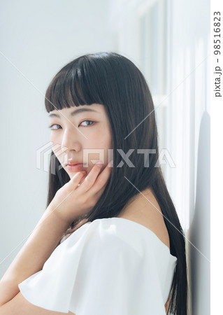 女性ポートレート 美容 スキンケア 女性ポートレート 美容 スキンケア 98516823