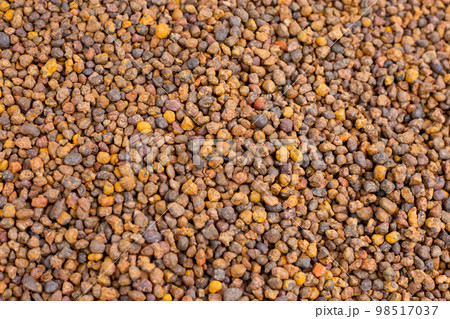 Weight expanded clay aggregate Weight expanded clay aggregate 98517037