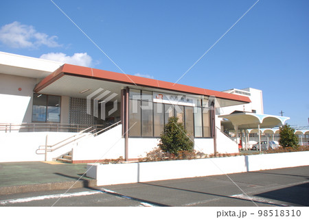 東海道本線 新居町駅(CA38)の駅舎(静岡県湖西市) 98518310