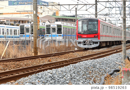 鉄道　私鉄・東武スカイツリーライン　70000系　71707F(春日部) 98519263