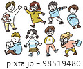 手描きの子供たちイラスト 98519480