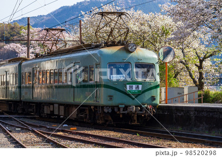静岡県島田市川根町家山　大井川鉄道と沿線の風景 98520298