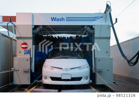 洗車機イメージ|洗車イメージ|ガソリンスタンドのコイン洗車機 洗車機イメージ|洗車イメージ|ガソリンスタンドのコイン洗車機 98521326