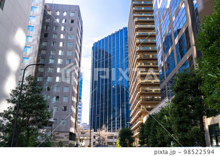 《東京都》新宿副都心・オフィス街 《東京都》新宿副都心・オフィス街 98522594