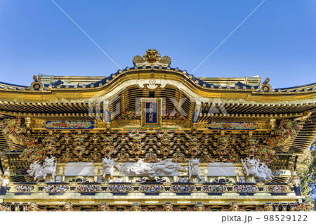 冬晴れの日光東照宮 陽明門 扁額 栃木県日光市 冬晴れの日光東照宮 陽明門 扁額 栃木県日光市 98529122