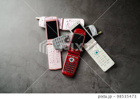 携帯電話 ガラケー 98535473
