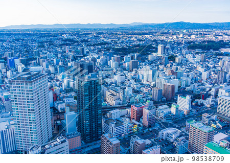(静岡県)浜松市の街並み 浜松城付近 (静岡県)浜松市の街並み 浜松城付近 98538709