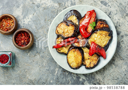 Grilled eggplant slices 98538788