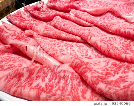 薄切りの牛肉 薄切りの牛肉 98540066