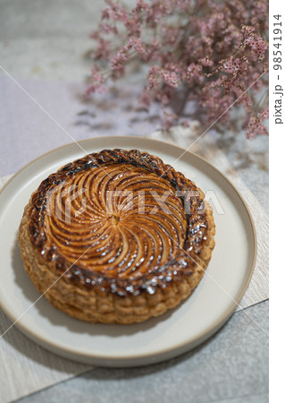 洋菓子のガレットデロウの食べ物素材 98541914
