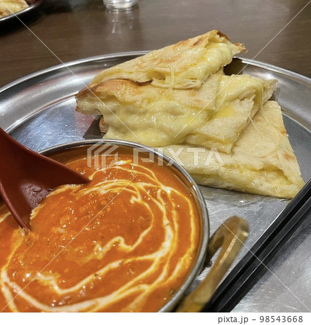 チーズナン カレー チーズナン カレー 98543668