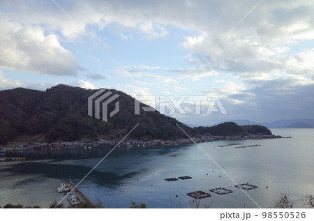 伊根浦の風景_舟屋の里伊根 98550526