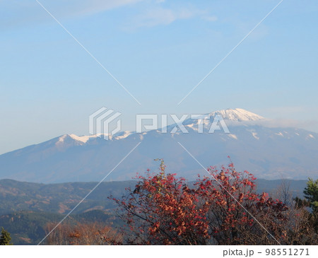 鳥海山とその周辺の秋 98551271