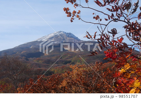 鳥海山とその周辺の秋 鳥海山とその周辺の秋 98551707