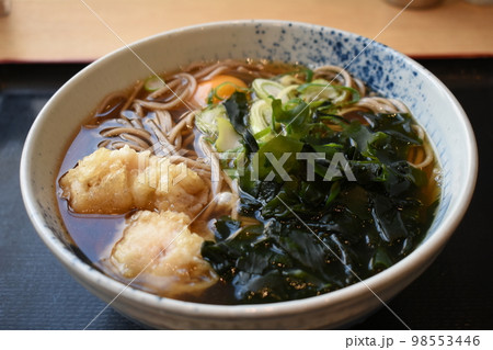 あんこう天と九条ねぎのそば 98553446