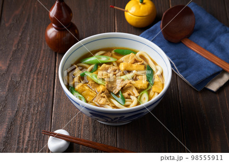 カレーうどん 98555911