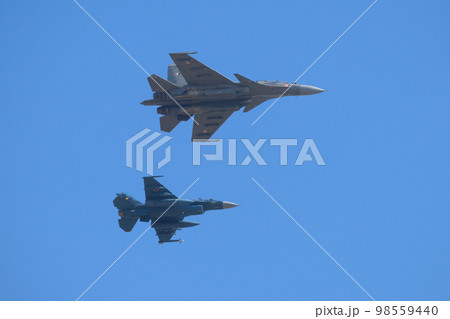 インド空軍スホーイSu-30MKI&航空自衛隊F-2B 98559440