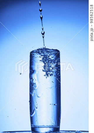 滴 健康 ブルー 98562518